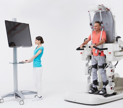 康復(fù)機(jī)器人的未來(lái)：多功能設(shè)計(jì)如何助力患者康復(fù)