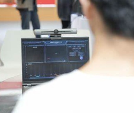 心理健康監(jiān)測(cè)與干預(yù)的遠(yuǎn)程服務(wù)：全面關(guān)懷，提升心理韌性