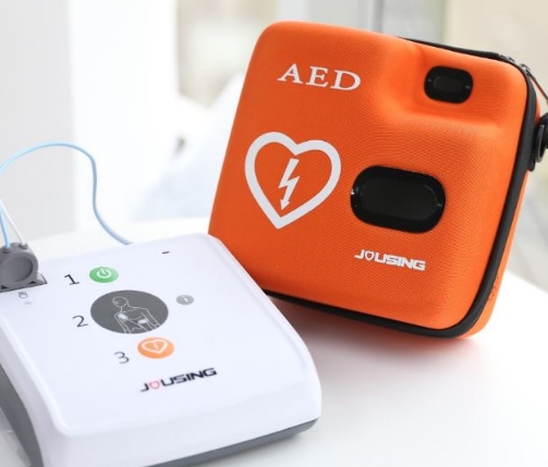 急救的新篇章：自動(dòng)體外除顫器（AED）如何在關(guān)鍵時(shí)刻拯救生命